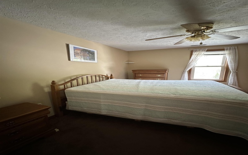 235 Cottage Avenue, Weston, West Virginia 26452, 3 Bedrooms Bedrooms, 7 Rooms Rooms,1 BathroomBathrooms,Single Family Detached,For Sale,Cottage,10159272