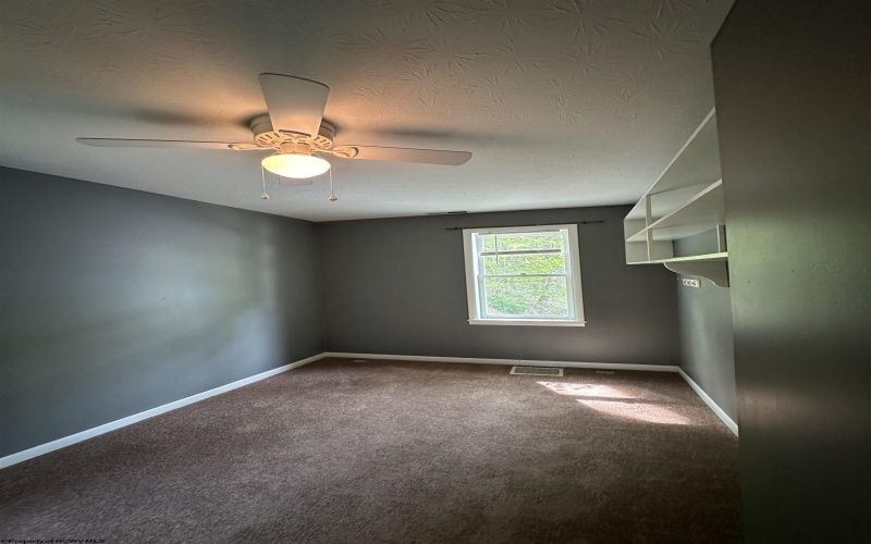 235 Cottage Avenue, Weston, West Virginia 26452, 3 Bedrooms Bedrooms, 7 Rooms Rooms,1 BathroomBathrooms,Single Family Detached,For Sale,Cottage,10159272