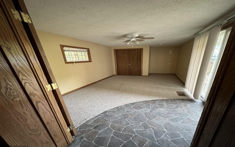235 Cottage Avenue, Weston, West Virginia 26452, 3 Bedrooms Bedrooms, 7 Rooms Rooms,1 BathroomBathrooms,Single Family Detached,For Sale,Cottage,10159272