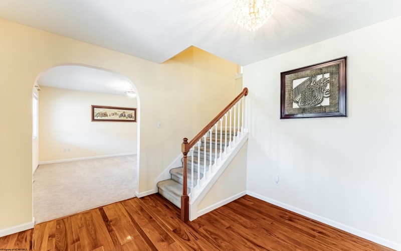 206 Rivercrest Drive, Morgantown, West Virginia 26508, 5 Bedrooms Bedrooms, 10 Rooms Rooms,5 BathroomsBathrooms,Single Family Detached,For Sale,Rivercrest,10159274