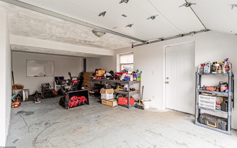 210 Rosedale Hill Road, Maidsville, West Virginia 26541, 3 Bedrooms Bedrooms, 9 Rooms Rooms,2 BathroomsBathrooms,Single Family Detached,For Sale,Rosedale Hill,10159281