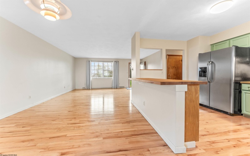 887 Vandalia Road, Morgantown, West Virginia 26501, 3 Bedrooms Bedrooms, 8 Rooms Rooms,2 BathroomsBathrooms,Single Family Detached,For Sale,Vandalia,10159283