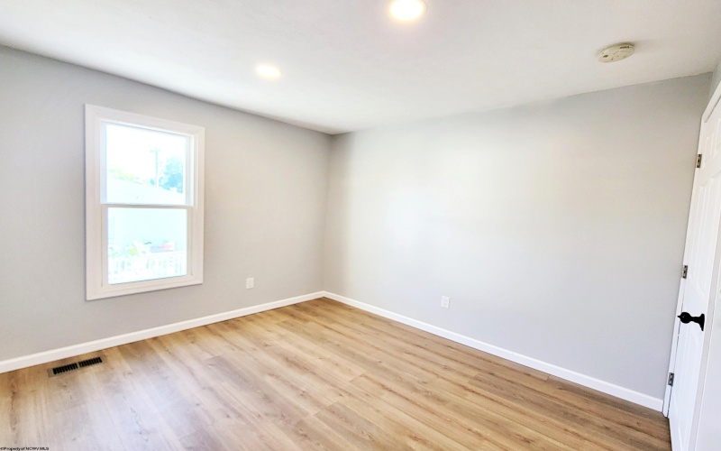 8217 2nd Street, Stonewood, West Virginia 26301, 3 Bedrooms Bedrooms, 6 Rooms Rooms,2 BathroomsBathrooms,Single Family Detached,For Sale,2nd,10159284
