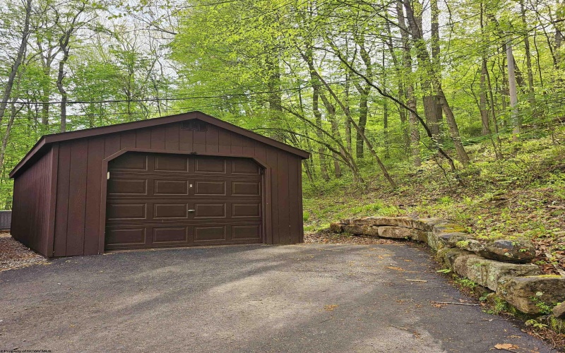 54 Lakeside Road, Terra Alta, West Virginia 26764, 2 Bedrooms Bedrooms, 6 Rooms Rooms,2 BathroomsBathrooms,Single Family Detached,For Sale,Lakeside,10159278