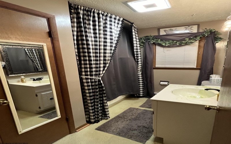 235 Hickory Drive, Elkins, West Virginia 26241, 3 Bedrooms Bedrooms, 9 Rooms Rooms,2 BathroomsBathrooms,Single Family Detached,For Sale,Hickory,10159300