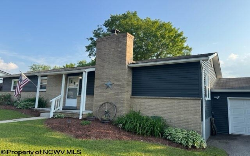 235 Hickory Drive, Elkins, West Virginia 26241, 3 Bedrooms Bedrooms, 9 Rooms Rooms,2 BathroomsBathrooms,Single Family Detached,For Sale,Hickory,10159300