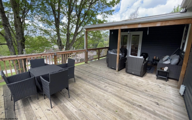 235 Hickory Drive, Elkins, West Virginia 26241, 3 Bedrooms Bedrooms, 9 Rooms Rooms,2 BathroomsBathrooms,Single Family Detached,For Sale,Hickory,10159300