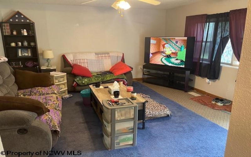 907 Ogden Avenue Extension, Fairmont, West Virginia 26554, 2 Bedrooms Bedrooms, 5 Rooms Rooms,1 BathroomBathrooms,Single Family Detached,For Sale,Ogden Avenue,10159309