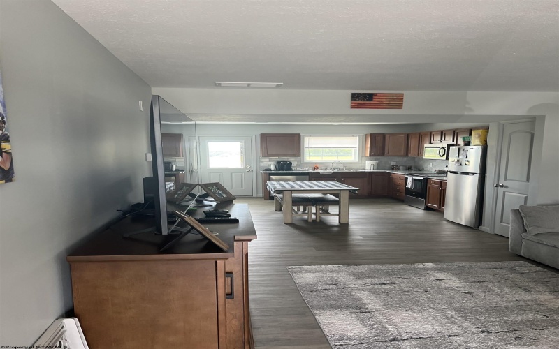 621 Clarksburg Road, Buckhannon, West Virginia 26201, 2 Bedrooms Bedrooms, 4 Rooms Rooms,2 BathroomsBathrooms,Residential Rentals,For Rent,Clarksburg,10159311