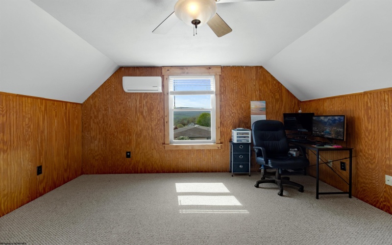 112 View Street, Kingwood, West Virginia 26537, 3 Bedrooms Bedrooms, 10 Rooms Rooms,2 BathroomsBathrooms,Single Family Detached,For Sale,View,10159308
