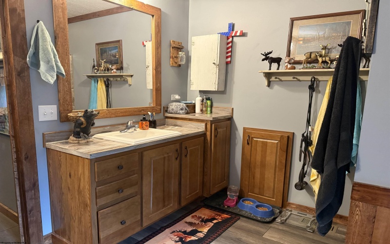 1035 Cleveland Road, Cleveland, West Virginia 26215, 3 Bedrooms Bedrooms, 7 Rooms Rooms,2 BathroomsBathrooms,Single Family Detached,For Sale,Cleveland,10159305