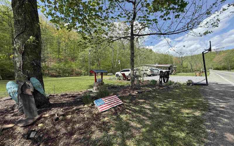 1035 Cleveland Road, Cleveland, West Virginia 26215, 3 Bedrooms Bedrooms, 7 Rooms Rooms,2 BathroomsBathrooms,Single Family Detached,For Sale,Cleveland,10159305