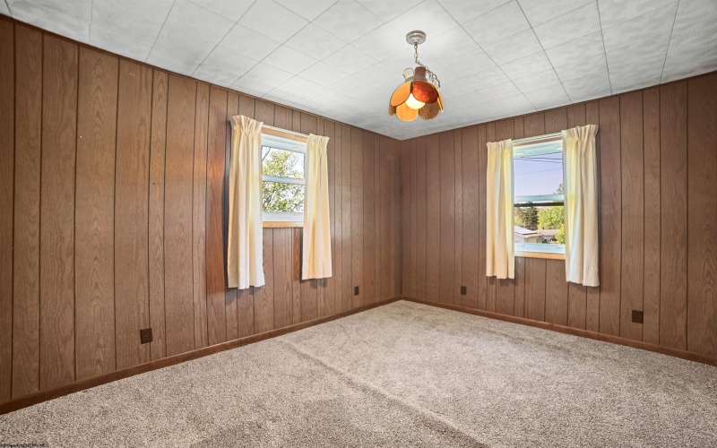 457 Kiwanis Avenue, Morgantown, West Virginia 26505, 4 Bedrooms Bedrooms, 8 Rooms Rooms,2 BathroomsBathrooms,Single Family Detached,For Sale,Kiwanis,10159301