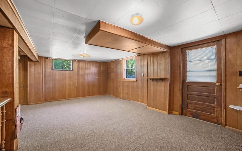 457 Kiwanis Avenue, Morgantown, West Virginia 26505, 4 Bedrooms Bedrooms, 8 Rooms Rooms,2 BathroomsBathrooms,Single Family Detached,For Sale,Kiwanis,10159301