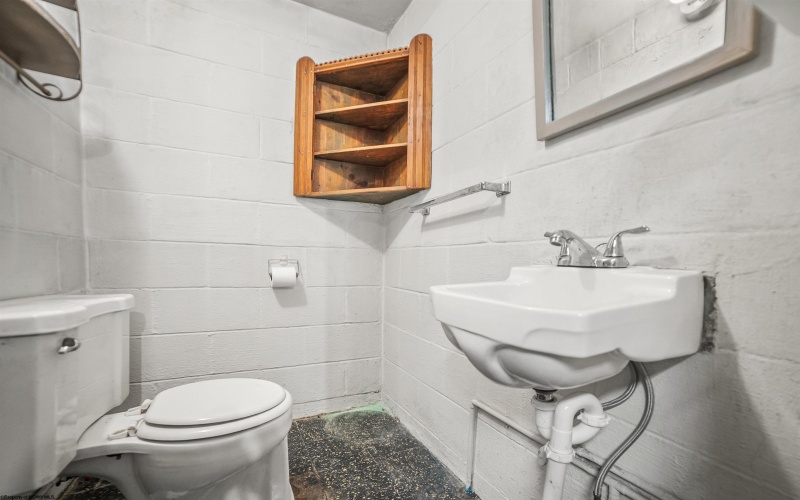 457 Kiwanis Avenue, Morgantown, West Virginia 26505, 4 Bedrooms Bedrooms, 8 Rooms Rooms,2 BathroomsBathrooms,Single Family Detached,For Sale,Kiwanis,10159301