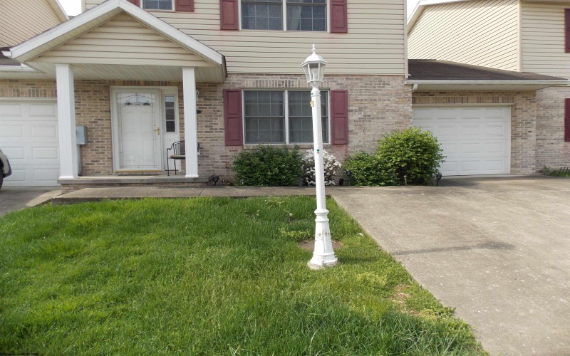 260 Donna Avenue, Morgantown, West Virginia 26505, 3 Bedrooms Bedrooms, 6 Rooms Rooms,2 BathroomsBathrooms,Single Family Attached,For Sale,Donna,10159312