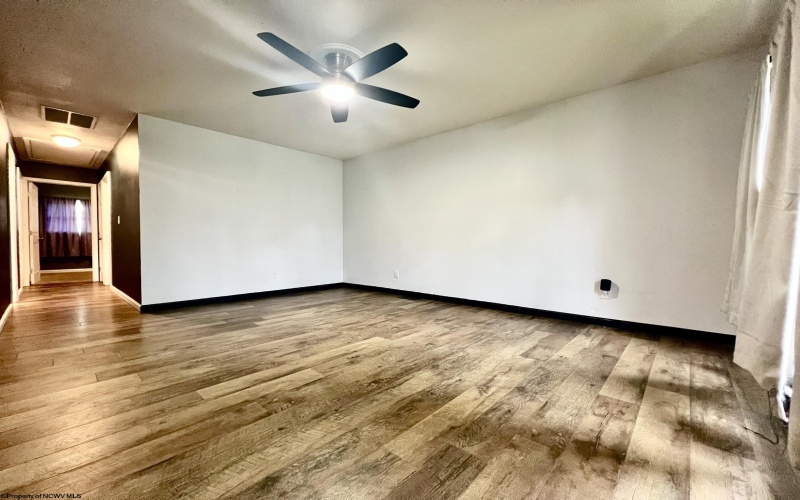 502 Hayhurst Street, Rivesville, West Virginia 26588, 3 Bedrooms Bedrooms, 5 Rooms Rooms,1 BathroomBathrooms,Single Family Detached,For Sale,Hayhurst,10159315