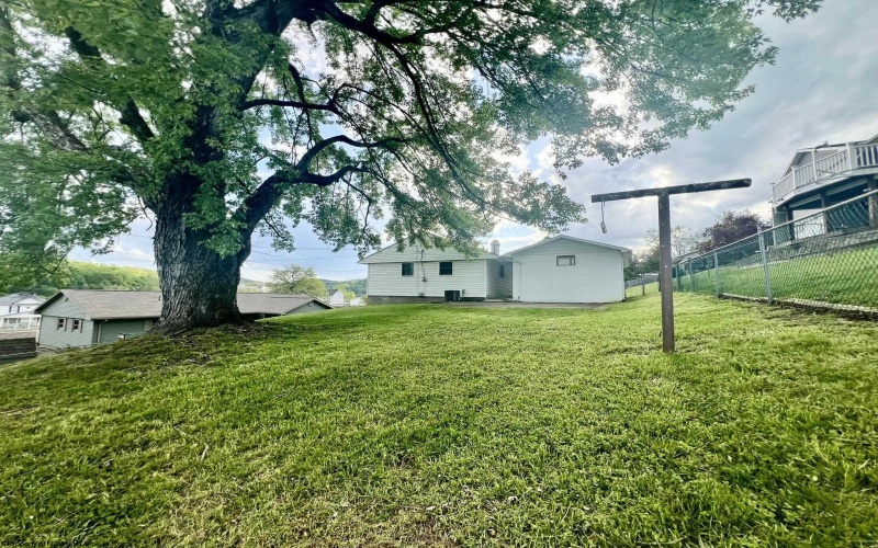 502 Hayhurst Street, Rivesville, West Virginia 26588, 3 Bedrooms Bedrooms, 5 Rooms Rooms,1 BathroomBathrooms,Single Family Detached,For Sale,Hayhurst,10159315