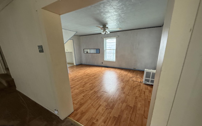 69 Woody Simmons Road, Mill Creek, West Virginia 26280, 3 Bedrooms Bedrooms, 9 Rooms Rooms,1 BathroomBathrooms,Single Family Detached,For Sale,Woody Simmons,10159332