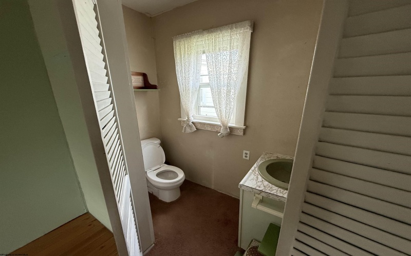 69 Woody Simmons Road, Mill Creek, West Virginia 26280, 3 Bedrooms Bedrooms, 9 Rooms Rooms,1 BathroomBathrooms,Single Family Detached,For Sale,Woody Simmons,10159332
