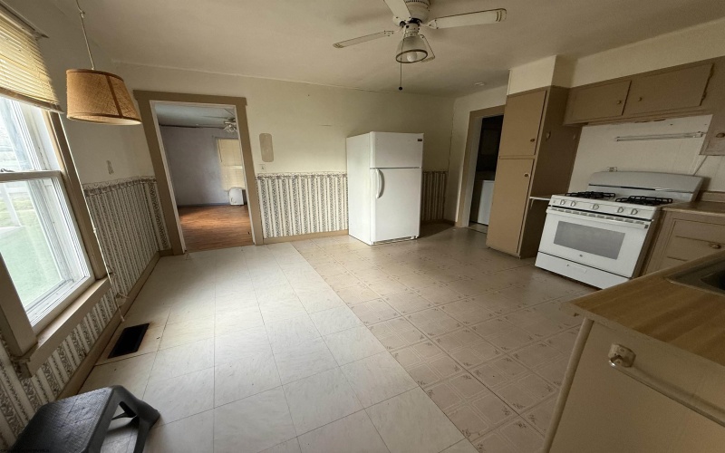 69 Woody Simmons Road, Mill Creek, West Virginia 26280, 3 Bedrooms Bedrooms, 9 Rooms Rooms,1 BathroomBathrooms,Single Family Detached,For Sale,Woody Simmons,10159332