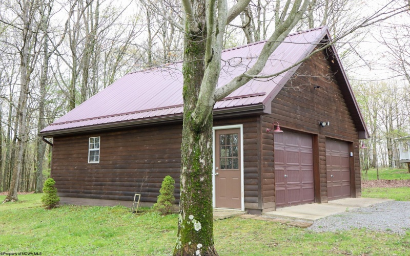 62 Imperial Woods Drive, Kingwood, West Virginia 26537, 3 Bedrooms Bedrooms, 6 Rooms Rooms,2 BathroomsBathrooms,Single Family Detached,For Sale,Imperial Woods,10159320