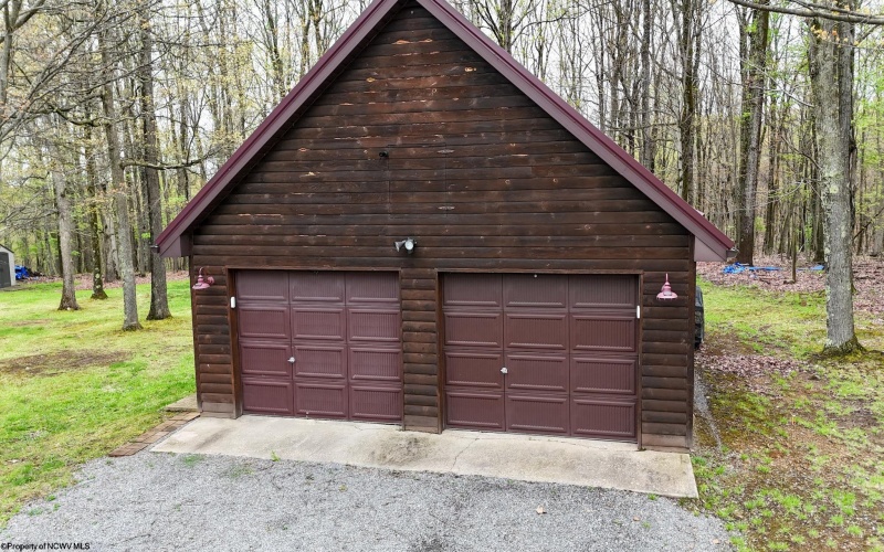 62 Imperial Woods Drive, Kingwood, West Virginia 26537, 3 Bedrooms Bedrooms, 6 Rooms Rooms,2 BathroomsBathrooms,Single Family Detached,For Sale,Imperial Woods,10159320