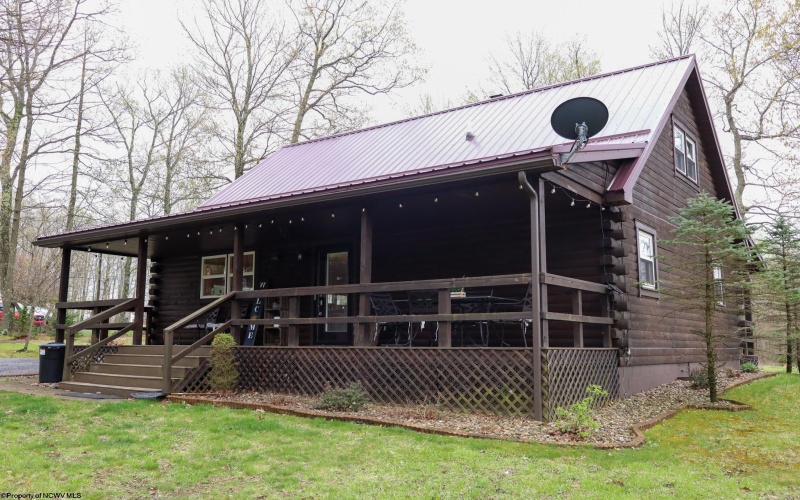 62 Imperial Woods Drive, Kingwood, West Virginia 26537, 3 Bedrooms Bedrooms, 6 Rooms Rooms,2 BathroomsBathrooms,Single Family Detached,For Sale,Imperial Woods,10159320