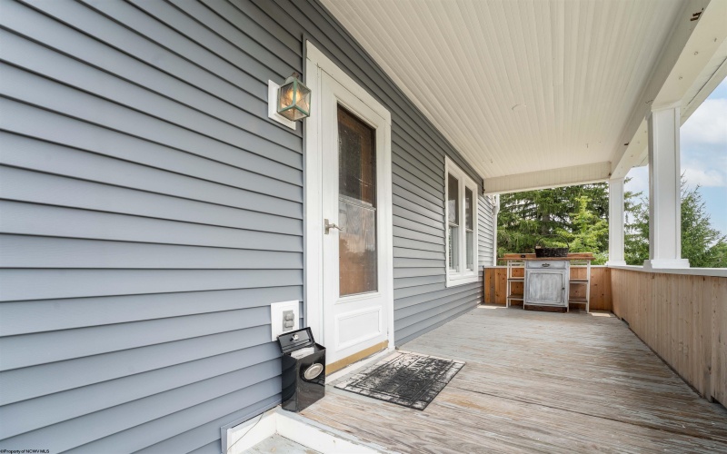 813 Richwood Avenue, Morgantown, West Virginia 26505, 4 Bedrooms Bedrooms, 7 Rooms Rooms,2 BathroomsBathrooms,Single Family Detached,For Sale,Richwood,10159322