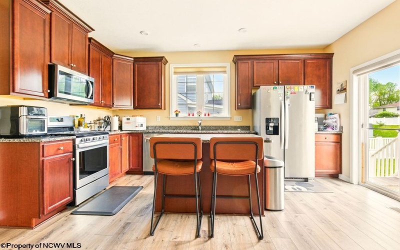 196 Salisbury Circle, Bridgeport, West Virginia 26330, 3 Bedrooms Bedrooms, 2020 Rooms Rooms,3 BathroomsBathrooms,Single Family Detached,For Sale,Salisbury,10159323