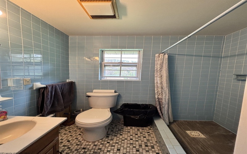 194 Mountaineer Road, Glady, West Virginia 26268, 3 Bedrooms Bedrooms, 6 Rooms Rooms,1 BathroomBathrooms,Single Family Detached,For Sale,Mountaineer,10159318