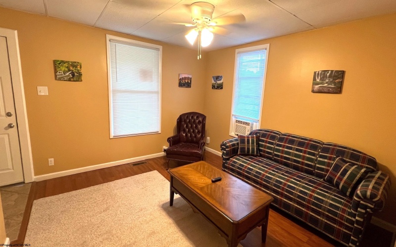 1289 Denver Avenue, Morgantown, West Virginia 26505, 2 Bedrooms Bedrooms, 4 Rooms Rooms,1 BathroomBathrooms,Single Family Detached,For Sale,Denver,10159326