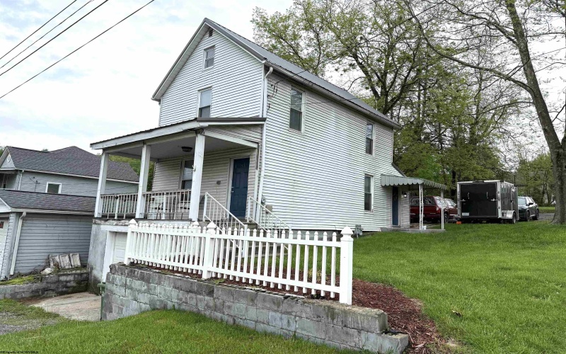 1289 Denver Avenue, Morgantown, West Virginia 26505, 2 Bedrooms Bedrooms, 4 Rooms Rooms,1 BathroomBathrooms,Single Family Detached,For Sale,Denver,10159326