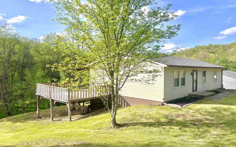 1629 Gregorys Run, Clarksburg, West Virginia 26301, 3 Bedrooms Bedrooms, 7 Rooms Rooms,1 BathroomBathrooms,Single Family Detached,For Sale,Gregorys,10159335