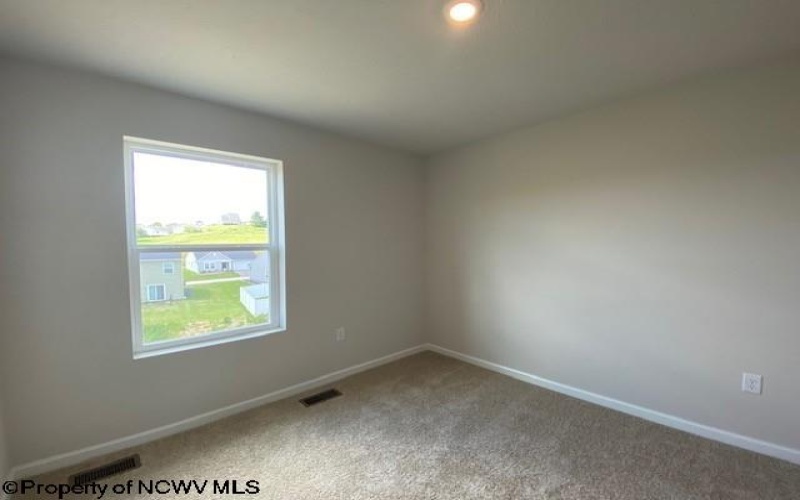 755 Mulligan Court, Maidsville, West Virginia 26541, 3 Bedrooms Bedrooms, 5 Rooms Rooms,2 BathroomsBathrooms,Single Family Attached,For Sale,Mulligan,10159348