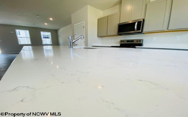 755 Mulligan Court, Maidsville, West Virginia 26541, 3 Bedrooms Bedrooms, 5 Rooms Rooms,2 BathroomsBathrooms,Single Family Attached,For Sale,Mulligan,10159348