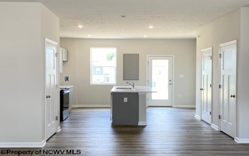 755 Mulligan Court, Maidsville, West Virginia 26541, 3 Bedrooms Bedrooms, 5 Rooms Rooms,2 BathroomsBathrooms,Single Family Attached,For Sale,Mulligan,10159348