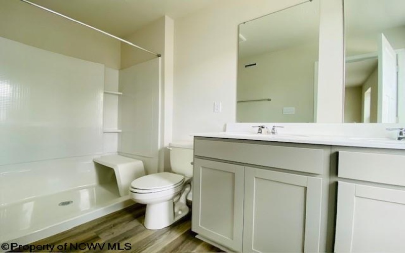 755 Mulligan Court, Maidsville, West Virginia 26541, 3 Bedrooms Bedrooms, 5 Rooms Rooms,2 BathroomsBathrooms,Single Family Attached,For Sale,Mulligan,10159348
