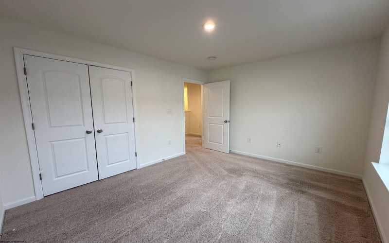 317 Bay Street, Morgantown, West Virginia 26508, 4 Bedrooms Bedrooms, 8 Rooms Rooms,4 BathroomsBathrooms,Residential Rentals,For Rent,Bay,10159341