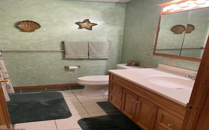 133 Potterstone Road, Buckhannon, West Virginia 26201-4033, 4 Bedrooms Bedrooms, 8 Rooms Rooms,3 BathroomsBathrooms,Single Family Detached,For Sale,Potterstone,10159342