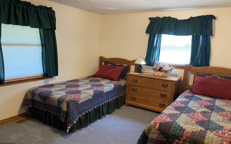 133 Potterstone Road, Buckhannon, West Virginia 26201-4033, 4 Bedrooms Bedrooms, 8 Rooms Rooms,3 BathroomsBathrooms,Single Family Detached,For Sale,Potterstone,10159342