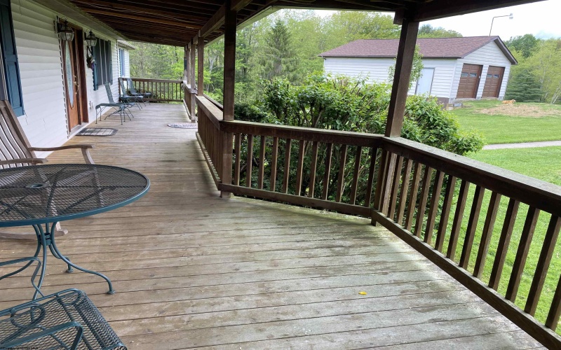 133 Potterstone Road, Buckhannon, West Virginia 26201-4033, 4 Bedrooms Bedrooms, 8 Rooms Rooms,3 BathroomsBathrooms,Single Family Detached,For Sale,Potterstone,10159342