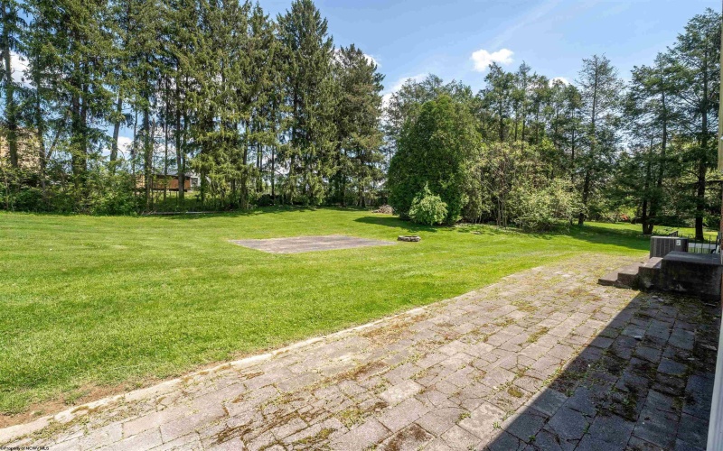1060 Takoma Street, Morgantown, West Virginia 26505, 3 Bedrooms Bedrooms, 6 Rooms Rooms,1 BathroomBathrooms,Single Family Detached,For Sale,Takoma,10159350