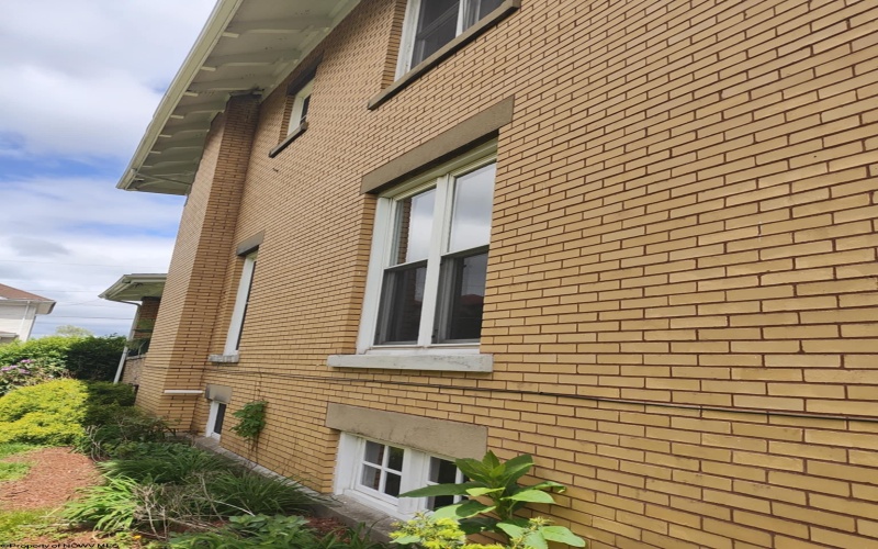 123 Main Street, Buckhannon, West Virginia 26201, 4 Bedrooms Bedrooms, 9 Rooms Rooms,3 BathroomsBathrooms,Single Family Detached,For Sale,Main,10159340