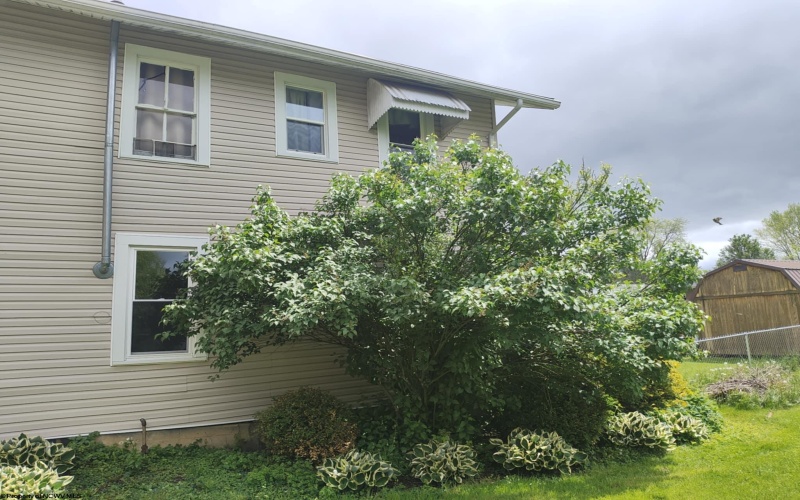 123 Main Street, Buckhannon, West Virginia 26201, 4 Bedrooms Bedrooms, 9 Rooms Rooms,3 BathroomsBathrooms,Single Family Detached,For Sale,Main,10159340