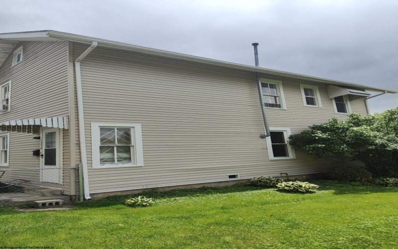 123 Main Street, Buckhannon, West Virginia 26201, 4 Bedrooms Bedrooms, 9 Rooms Rooms,3 BathroomsBathrooms,Single Family Detached,For Sale,Main,10159340