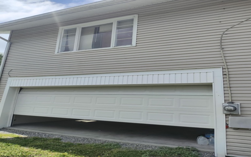 123 Main Street, Buckhannon, West Virginia 26201, 4 Bedrooms Bedrooms, 9 Rooms Rooms,3 BathroomsBathrooms,Single Family Detached,For Sale,Main,10159340