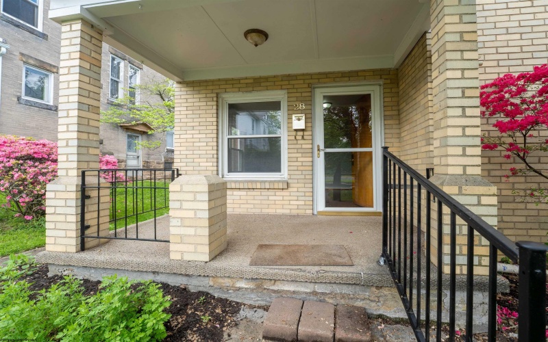 28 West Street, Westover, West Virginia 26501, 3 Bedrooms Bedrooms, 6 Rooms Rooms,1 BathroomBathrooms,Single Family Detached,For Sale,West,10159353