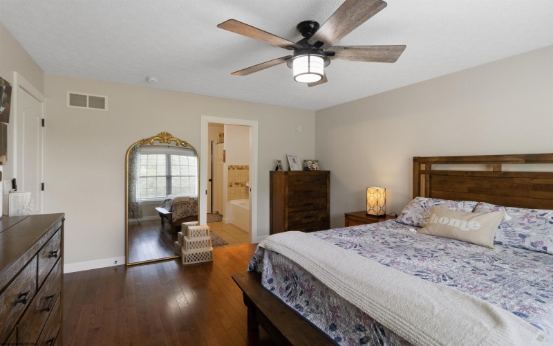 6 Fairway Drive, Mount Clare, West Virginia 26408, 3 Bedrooms Bedrooms, 6 Rooms Rooms,2 BathroomsBathrooms,Single Family Attached,For Sale,Fairway,10159355