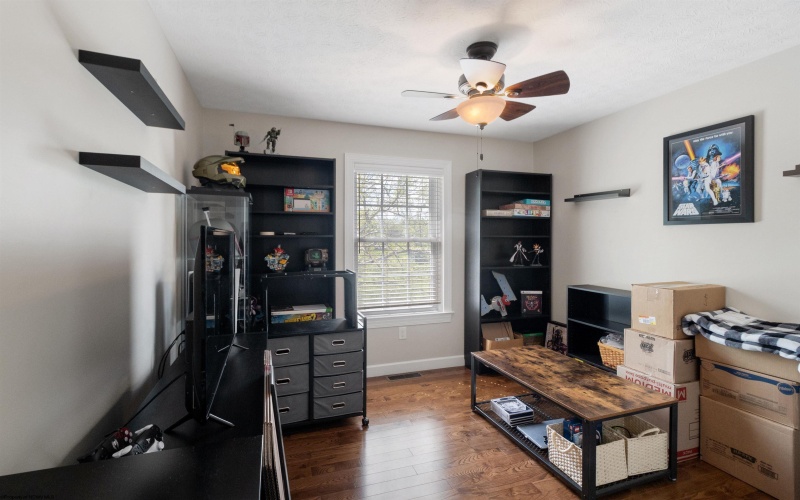 6 Fairway Drive, Mount Clare, West Virginia 26408, 3 Bedrooms Bedrooms, 6 Rooms Rooms,2 BathroomsBathrooms,Single Family Attached,For Sale,Fairway,10159355